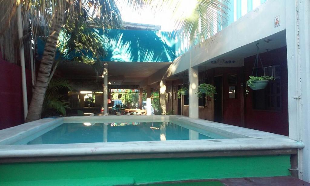 Hostal Chalupa Tulum Bagian luar foto